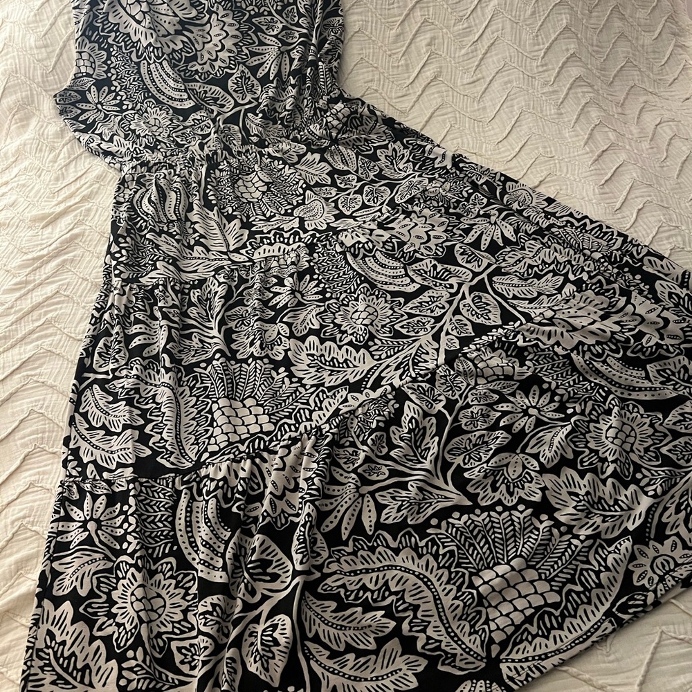 Garnet Hill Black and White Floral Maxi Dress